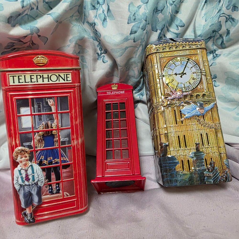 3 London Piggy Banks
